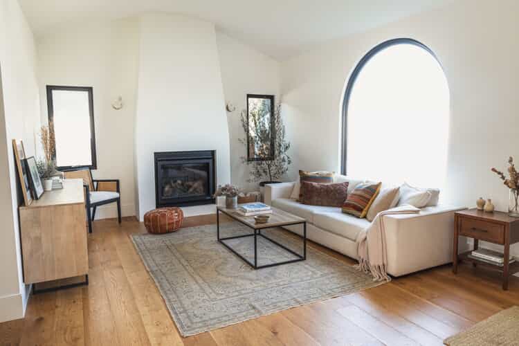 A living room after Merry Maids’ deep house cleaning services in Wilmington, North Carolina